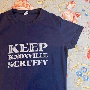 “Keep Knoxville Scruffy” Navy Blue Short Sleeve Graphic Tee Shirt Ladies Cut 🍊🧡🍊